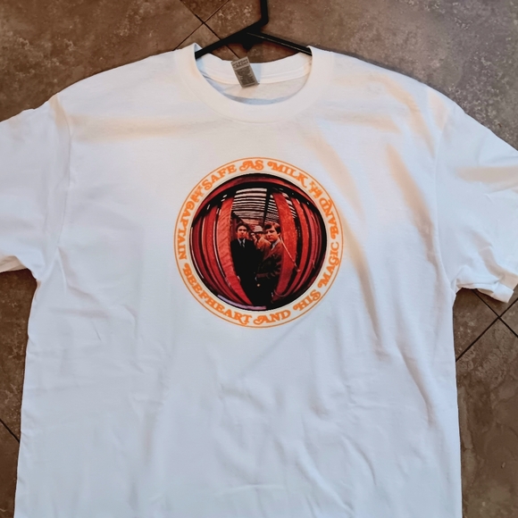 Men's Medium Captain Beefheart Safe As Milk White Tee - Picture 2 of 4